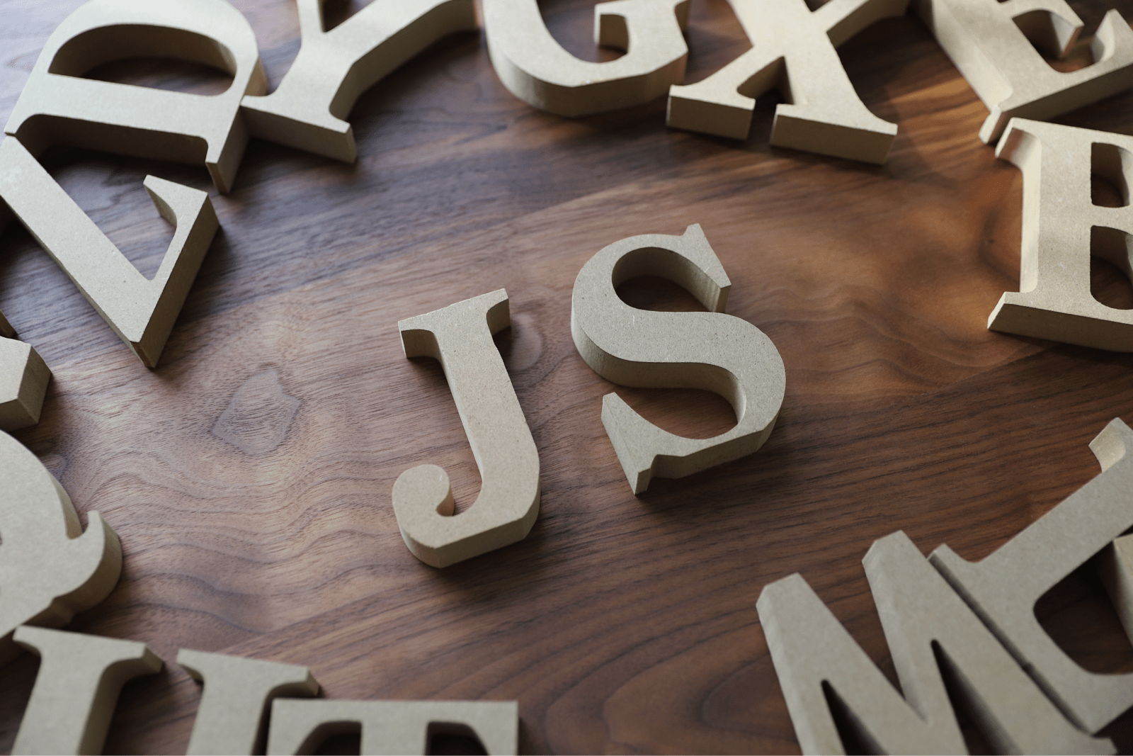 「JS」の文字ブロック